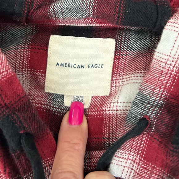 American Eagle 100% cotton red, black, white Plaid Hooded Shirt size large - Picture 3 of 7